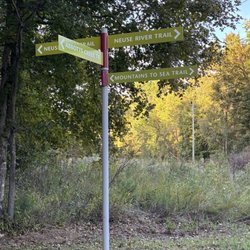 Signpost at NRT merge