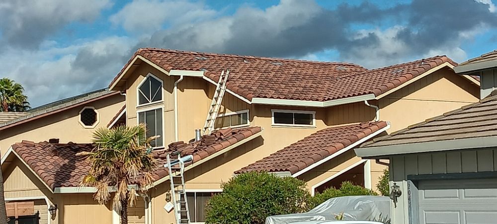 Slide of Calisco Roofing