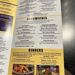 Boonie's On The Avenue