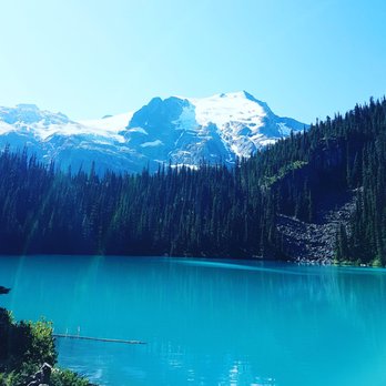 Joffre Lakes Provincial Park - How can anyone resist this majestic view? - Parks Near Me - Mount Currie, British Columbia