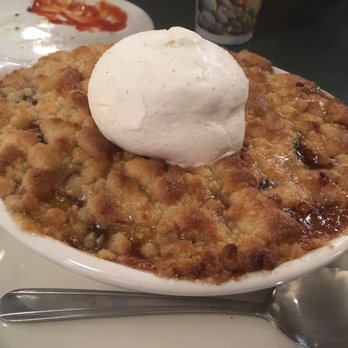 Metro Diner - The gigantic peach cobbler crust was delish, but the filling is canned and not tasty. - American Near Me - Fredericksburg, Virginia