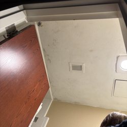 Holiday Inn Express & Suites Smithfield - Providence - Black Mold, Bathroom