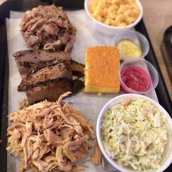 I Smell Bacon - Platter Trio Sampler - Smokehouse Near Me - Hoffman Estates, Illinois