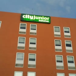 City Junior - Sencillito y carismático