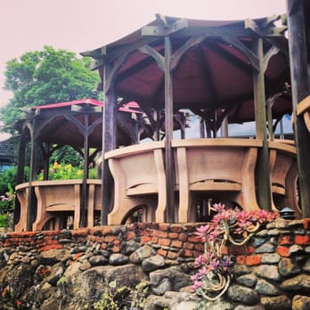 Kula Lodge & Restaurant - The cutest. - Breakfast & Brunch Near Me - Kula, Hawaii