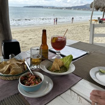 Adauto's - Chips, guacamole, and salsa. - Mexican Near Me - Bucerías, NAY