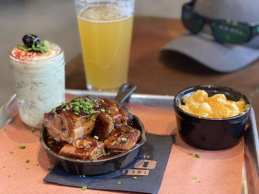 The Smokin' Oak Barbeque Restaurant, Bar & Catering by null