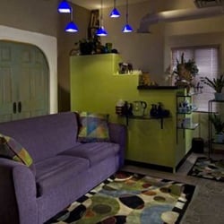 Bodyworks Spa & Massage - Come in & relax... Know you've entered a Quiet Zone & make yourself comfortable - we'll do the rest!