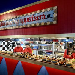 Pinchos - The kitchen counter where you pick up your food