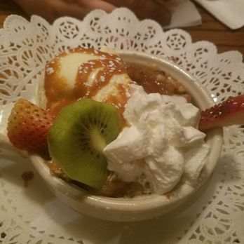 Quiet Man Pub - Warm Apple Crisp Dessert with vanilla ice cream and whipped cream. - Irish Pub Near Me - Dover, New Jersey
