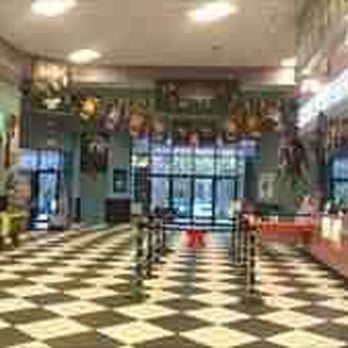 Touchstar Cinemas - Spring Hill 8 - Cinema Near Me - Spring Hill, Florida