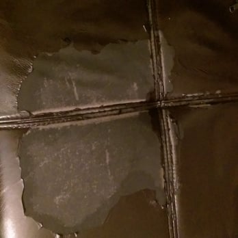 Kasala Outlet - this is what happens to top grain leather in 2 years - Furniture Stores Near Me - Seattle, Washington Kasala Outlet - this is what happens to top grain leather in 2 years - Furniture Stores Near Me - Seattle, Washington