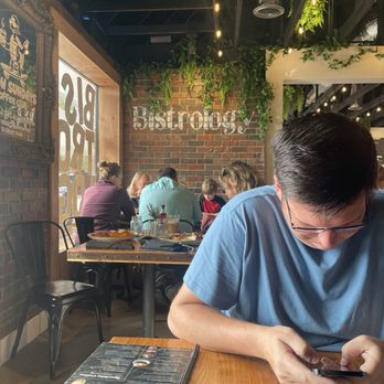 Bistrology - Atmosphere - Breakfast & Brunch Near Me - Miramar Beach, Florida