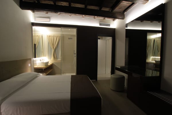 Borgoleoni18 - Room & Breakfast by null