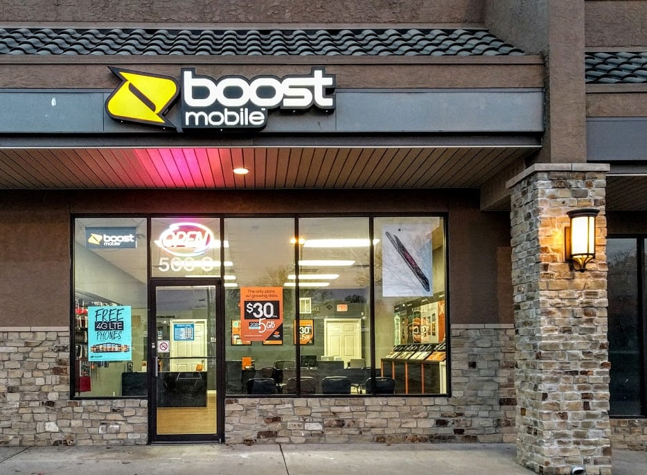 BOOST MOBILE STORE BY 24 WIRELESS 506 SE State Rte 291, Lee's Summit