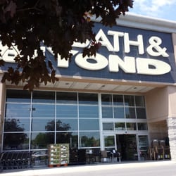 Bed Bath & Beyond - Entrance to the store