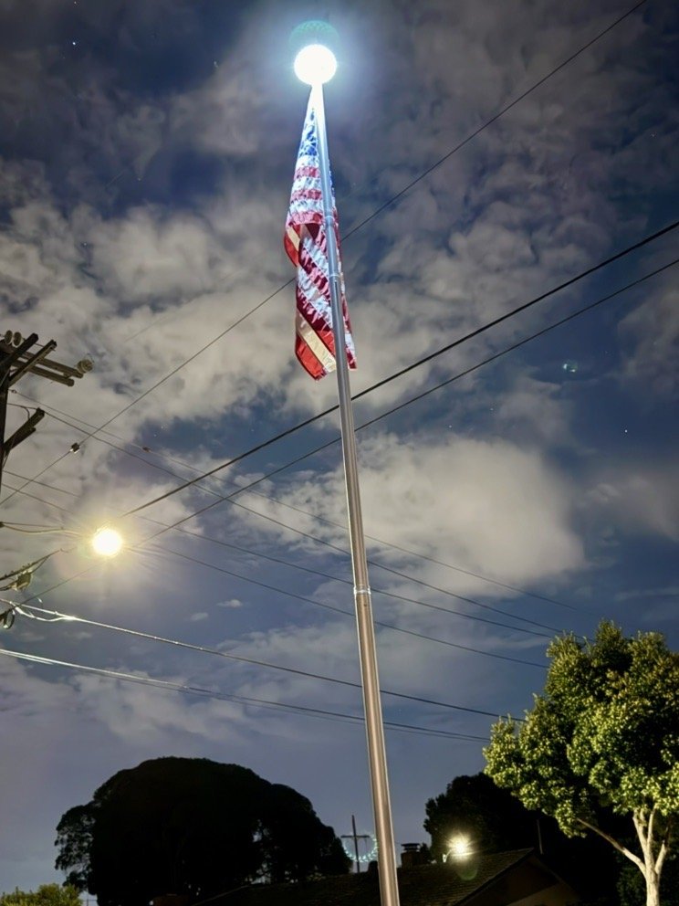 Burk Flagpole Logo