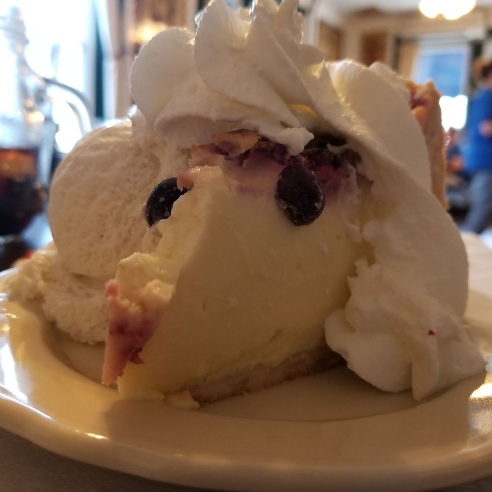 Deitsch Eck - Blueberry Raspberry Custard - American Near Me - Lenhartsville, Pennsylvania Deitsch Eck - Blueberry Raspberry Custard - American Near Me - Lenhartsville, Pennsylvania