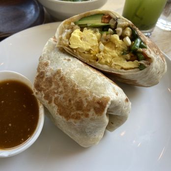 Zona Rosa - Vegetable Burrito - Mexican Near Me - San Jose, California Zona Rosa - Vegetable Burrito - Mexican Near Me - San Jose, California