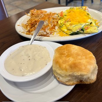 Crescent Cafe - Vegie Omelet - Cafes Near Me - Skiatook, Oklahoma