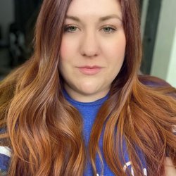Beauty Chem & Co - Gorgeous coppery hair, indoor fluorescent light