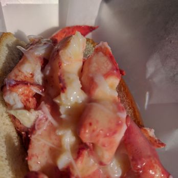 Bite Into Maine - Connecticut style - Seafood Near Me - Cape Elizabeth, Maine