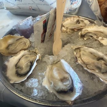 Crab Hut - Oysters - Cajun/Creole Near Me - San Diego, California