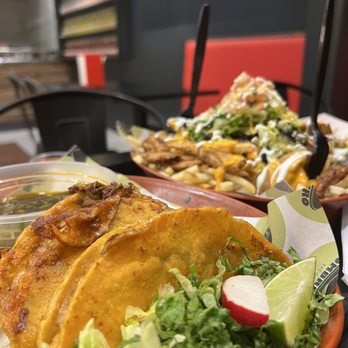 Sombrero Tacoria Nanuet - a plate of mexican food - Tacos Near Me - Nanuet, New York