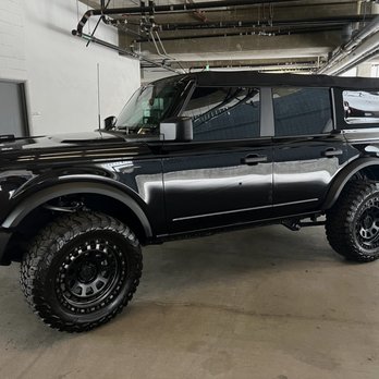 Beverly Tint Shop - 2022 Ford Bronco - Car Window Tinting Near Me - Gardena, California Beverly Tint Shop - 2022 Ford Bronco - Car Window Tinting Near Me - Gardena, California