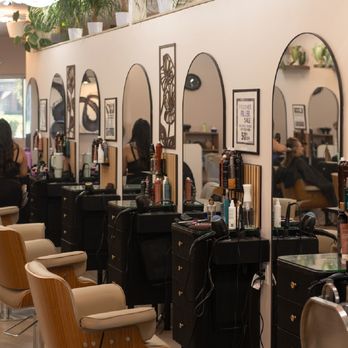 Foushee Salonspa - Styling Area at FOUSHEE salonspa and medspa - Day Spas Near Me - Littleton, Colorado Foushee Salonspa - Styling Area at FOUSHEE salonspa and medspa - Day Spas Near Me - Littleton, Colorado