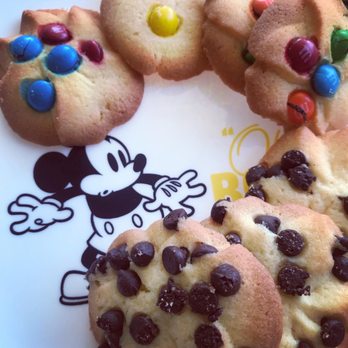Manmi Bakery - CChip & M&M cookies - Bakeries Near Me - Garden Grove, California