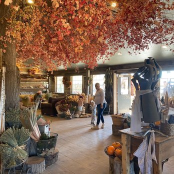 The Kinlands - Market - Farmers Market Near Me - Riverton, Utah
