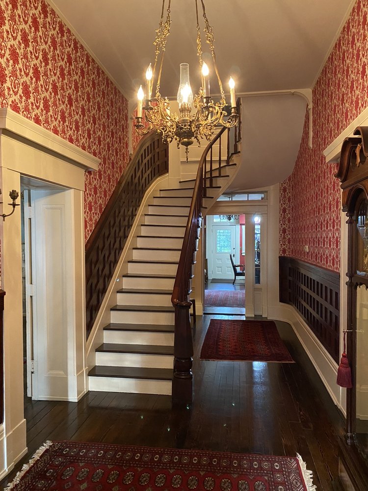 ATWOOD HOUSE Updated September 2024 68 S Paint St, Chillicothe