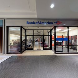 Bank of America Financial Center - Storefront