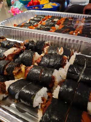 Da Kine's Hawaiian Catering by null