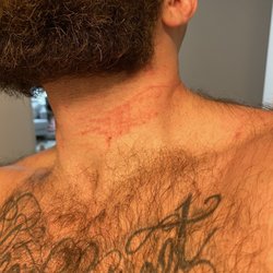 Smitty's Barbershop - Neck cuts