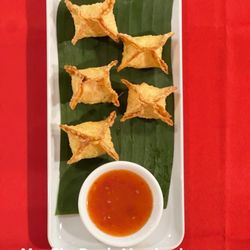 MAC PHO - Crab Rangoon