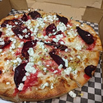 Red Rock Pizza - Beetza - Pizza Near Me - Canmore, Alberta