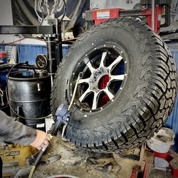 Rocky Mountain Yeti - Tire and wheel replacement, balancing and rotation