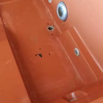 Timber Cove Resort - They seriously need to cover the spa tub or actually clean in more often. - Hotels Near Me - Jenner, California