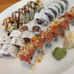 Left to right: Las Vegas, Spicy Tuna, Crazy, Red Dragon Left to right: Las Vegas, Spicy Tuna, Crazy, Red Dragon