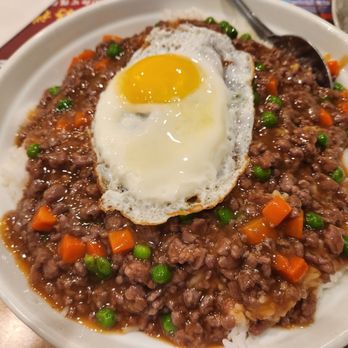 KW Cafe - Minced beef and egg over rice - Hong Kong Style Cafe Near Me - Rowland Heights, California