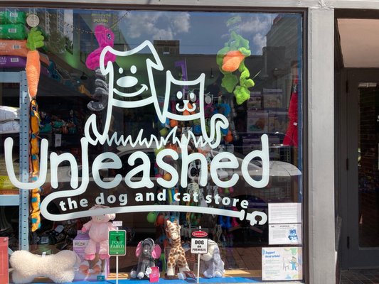 unleashed dog store