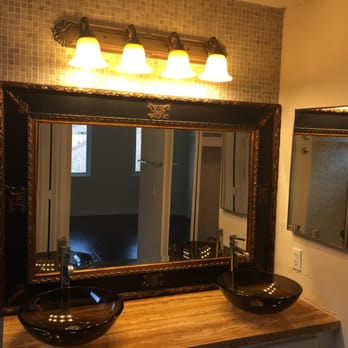 Executive Realty Services - This home features a newly renovated bathroom with high end upgrades. - Real Estate Services Near Me - Las Vegas, Nevada Executive Realty Services - This home features a newly renovated bathroom with high end upgrades. - Real Estate Services Near Me - Las Vegas, Nevada
