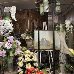 Piedmont Flower Gallery - Floral Area