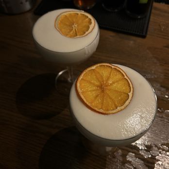 Grafton Street - Amaretto sour - New American Near Me - Cambridge, Massachusetts