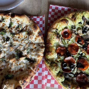 The Exchange Pizza Depot - Pizza Near Me - Matthews, North Carolina
