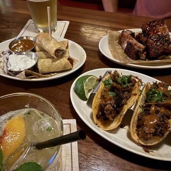 Wood Ranch Manhattan Beach - Happy hour - American Near Me - Manhattan Beach, California Wood Ranch Manhattan Beach - Happy hour - American Near Me - Manhattan Beach, California