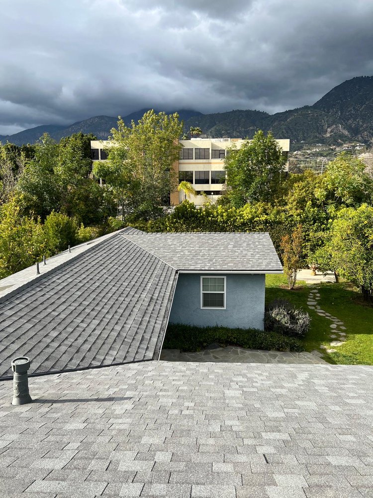 Slide of Oro Design & Construct