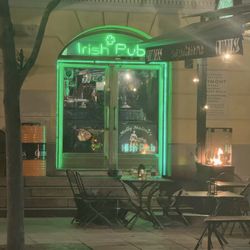 Molly Malone's Irish Pub - Outside